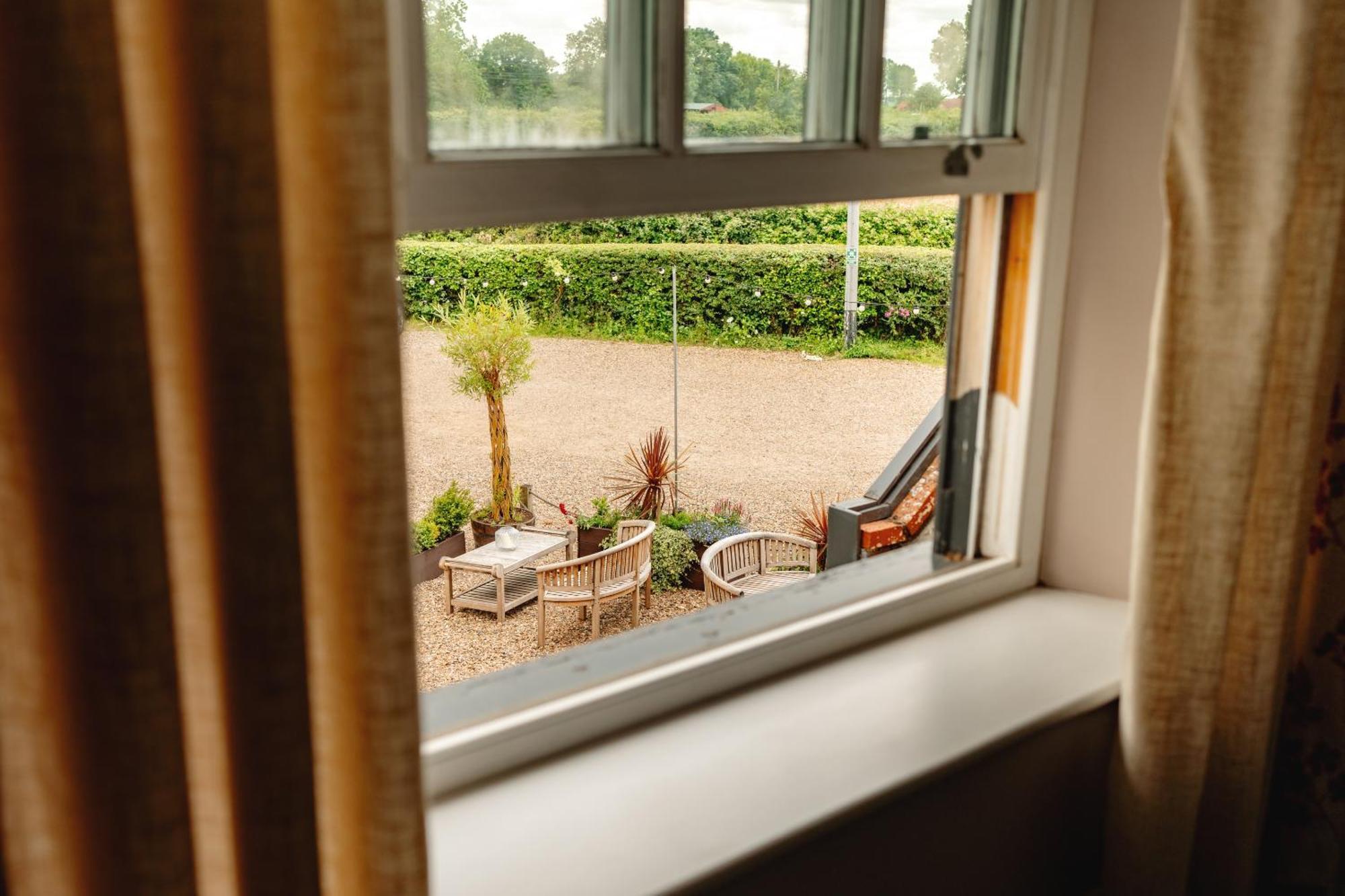 Wheatacre White Lion Hotel Burgh Saint Peter ห้อง รูปภาพ