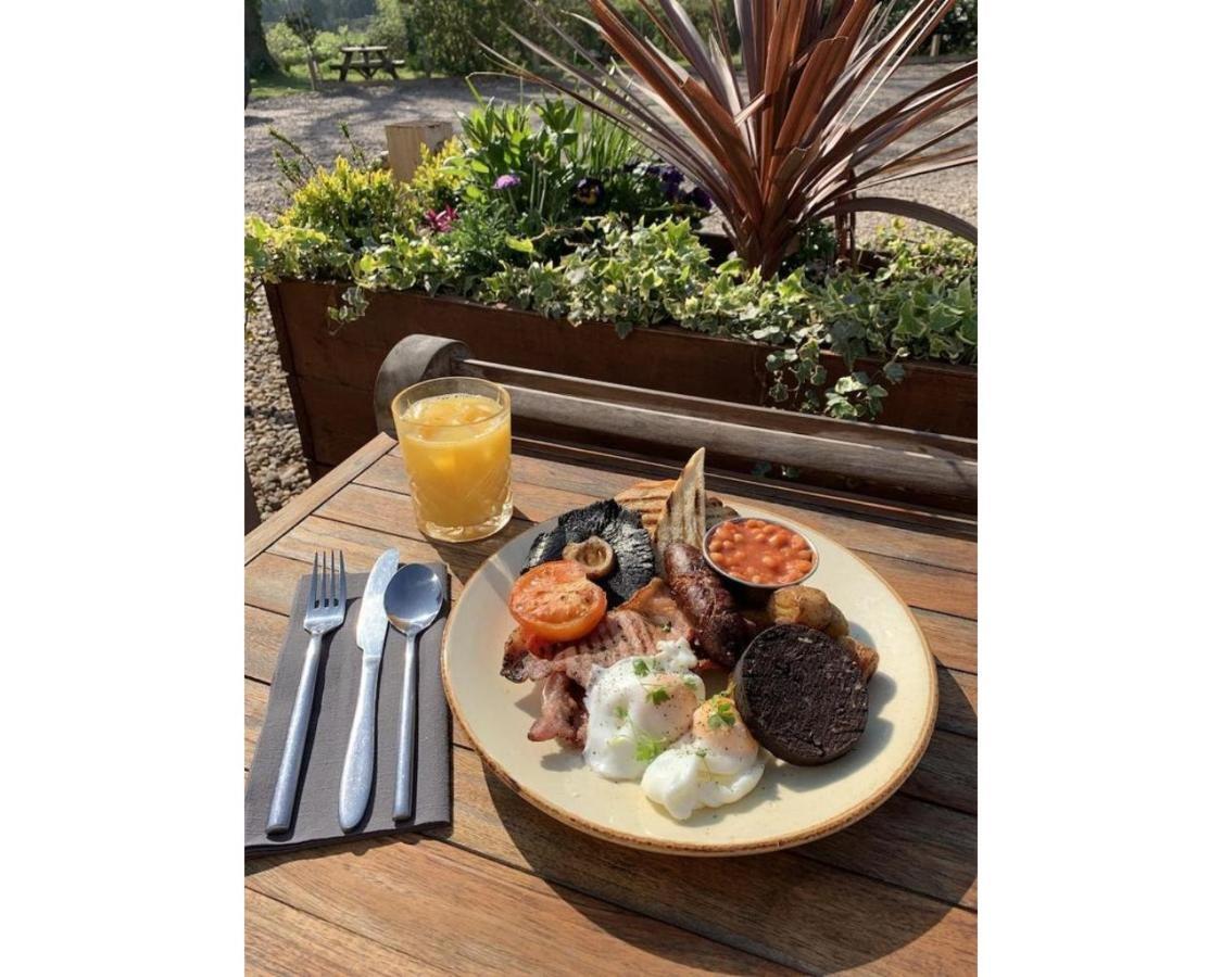 Wheatacre White Lion Hotel Burgh Saint Peter ภายนอก รูปภาพ